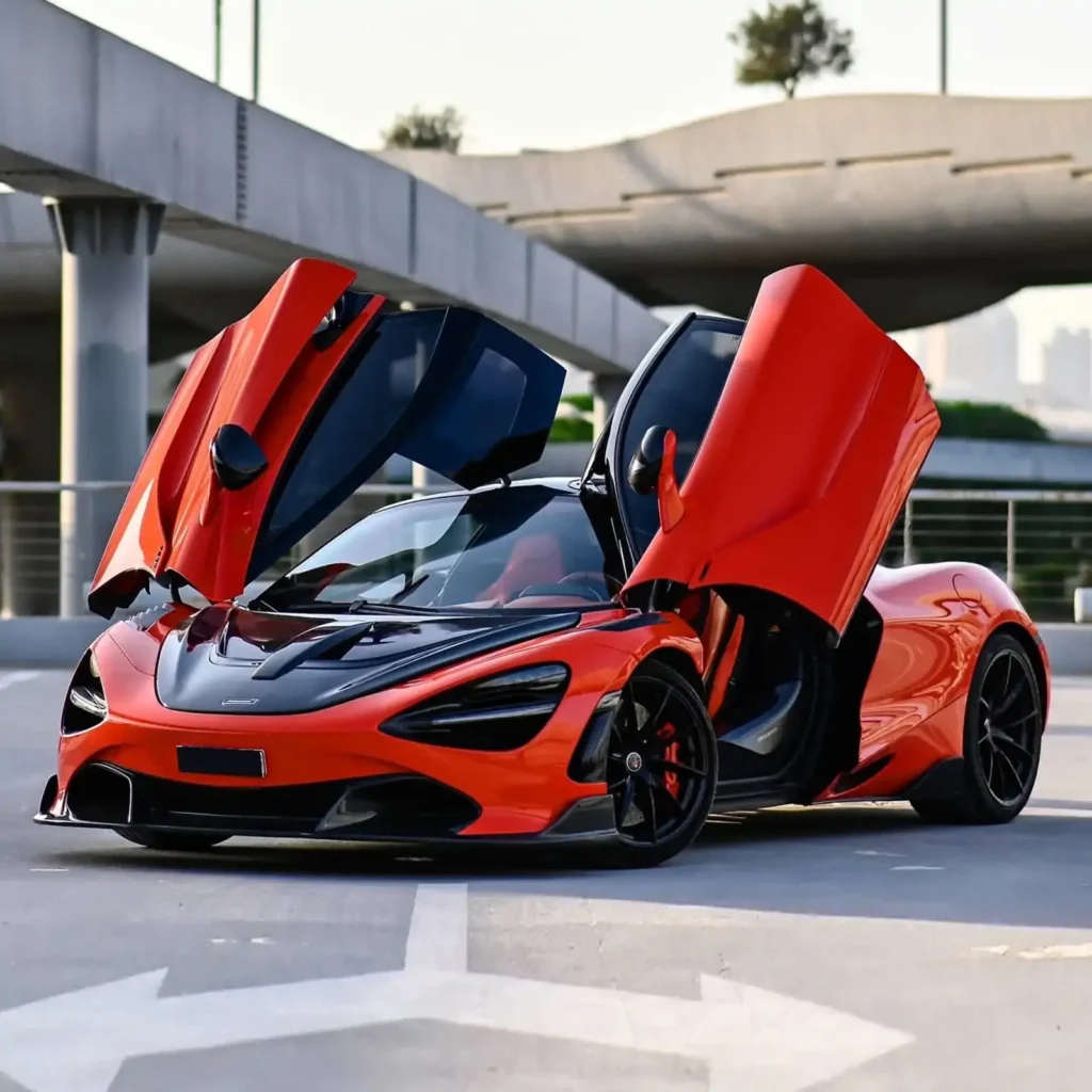 Rent-McLaren-720S-in-Dubai-1